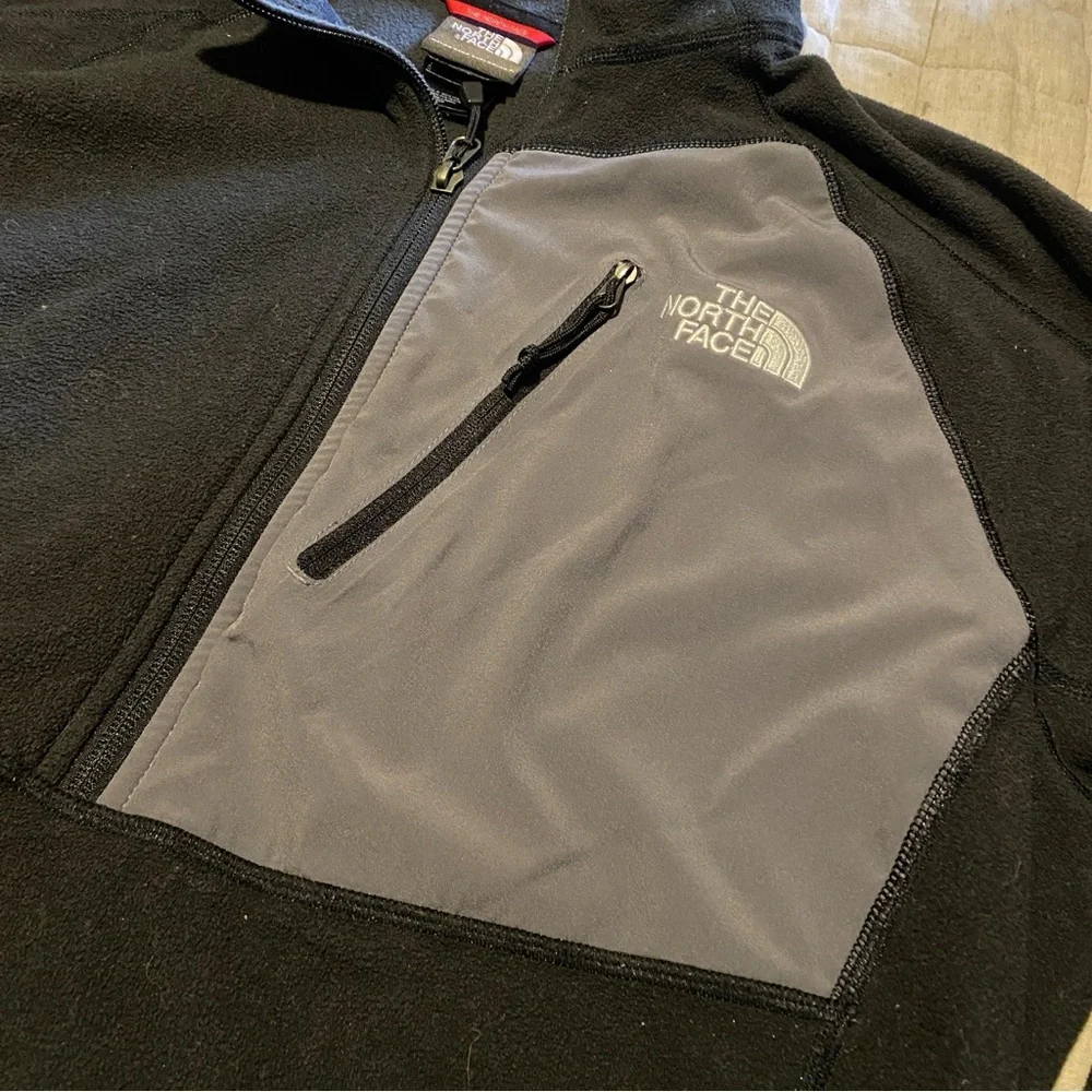THE NORTH FACE TNF black lightweight 1/2 zip pullover fleece L flash dry…